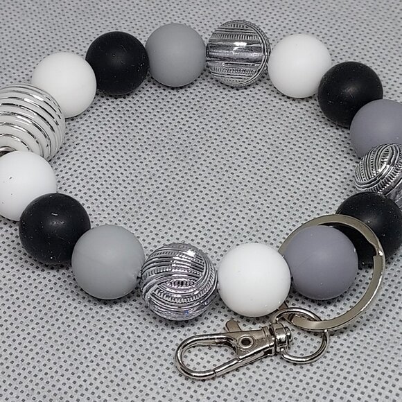 Set of 3 Silicone Keychains with Tassels - Picture 1 of 3